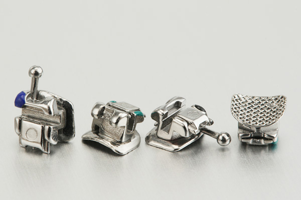 self-ligating-brackets